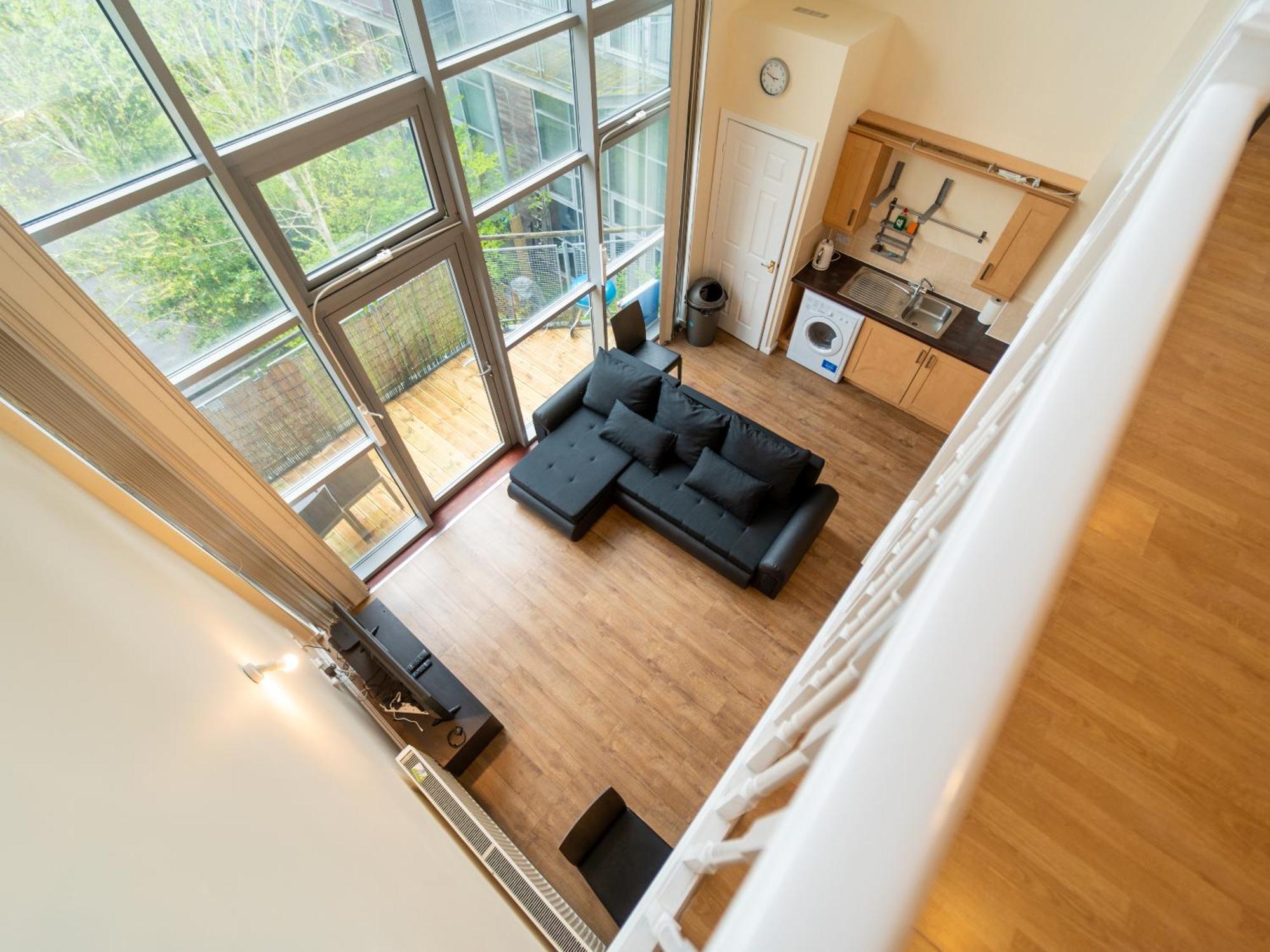 Luxury 2 Bed Apartment - Near Heathrow, Legoland, Windsor สลาว ภายนอก รูปภาพ