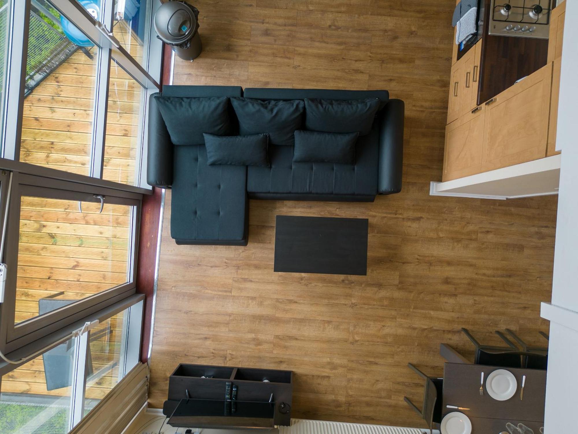 Luxury 2 Bed Apartment - Near Heathrow, Legoland, Windsor สลาว ภายนอก รูปภาพ